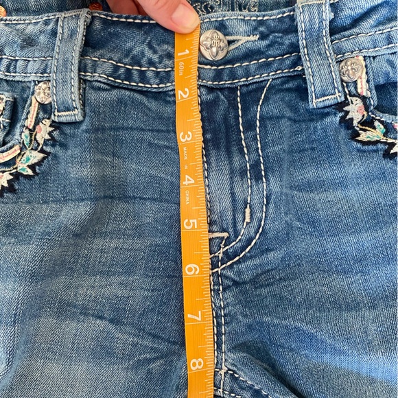 Miss Me Signature Mid Shorts Embellished Birds Size 30 - Picture 12 of 13